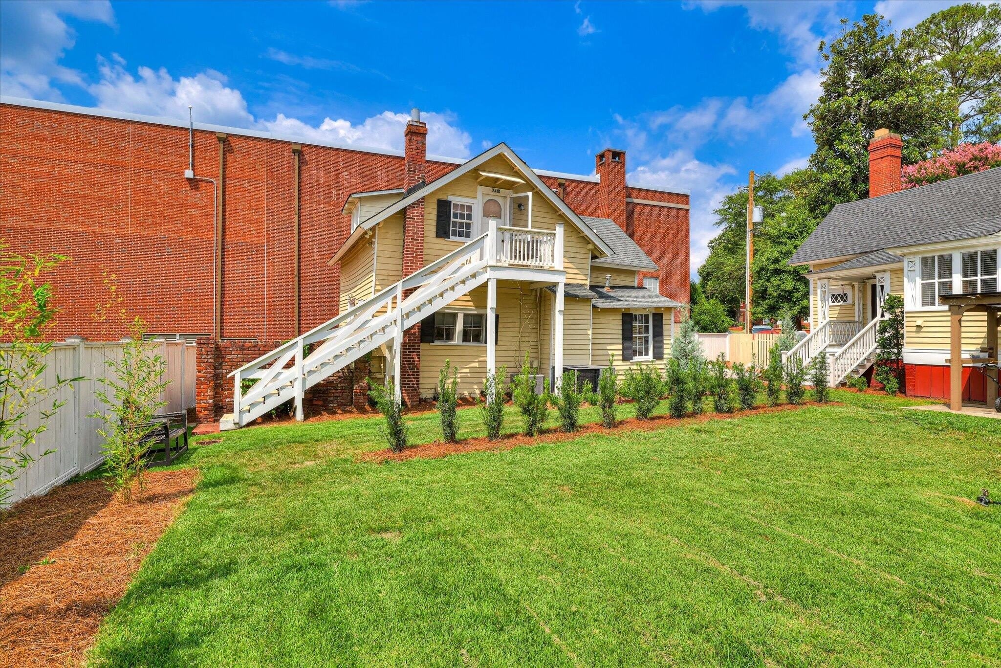 241 Laurens Street SW – photo 1
