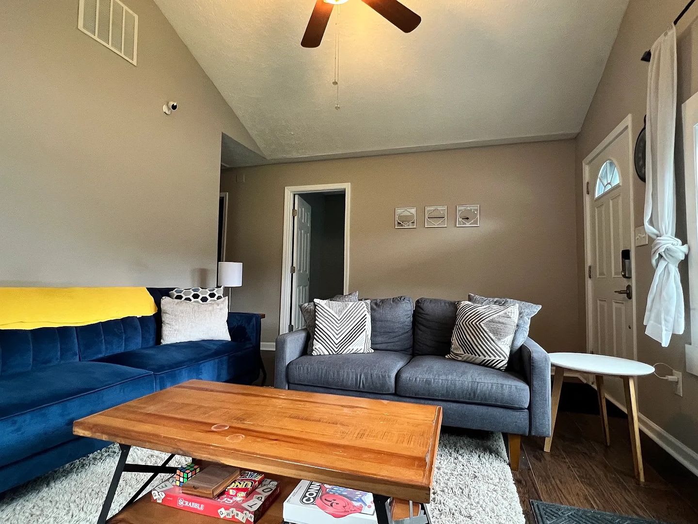 Room in 3 Bedroom Home in Atlanta – photo 5
