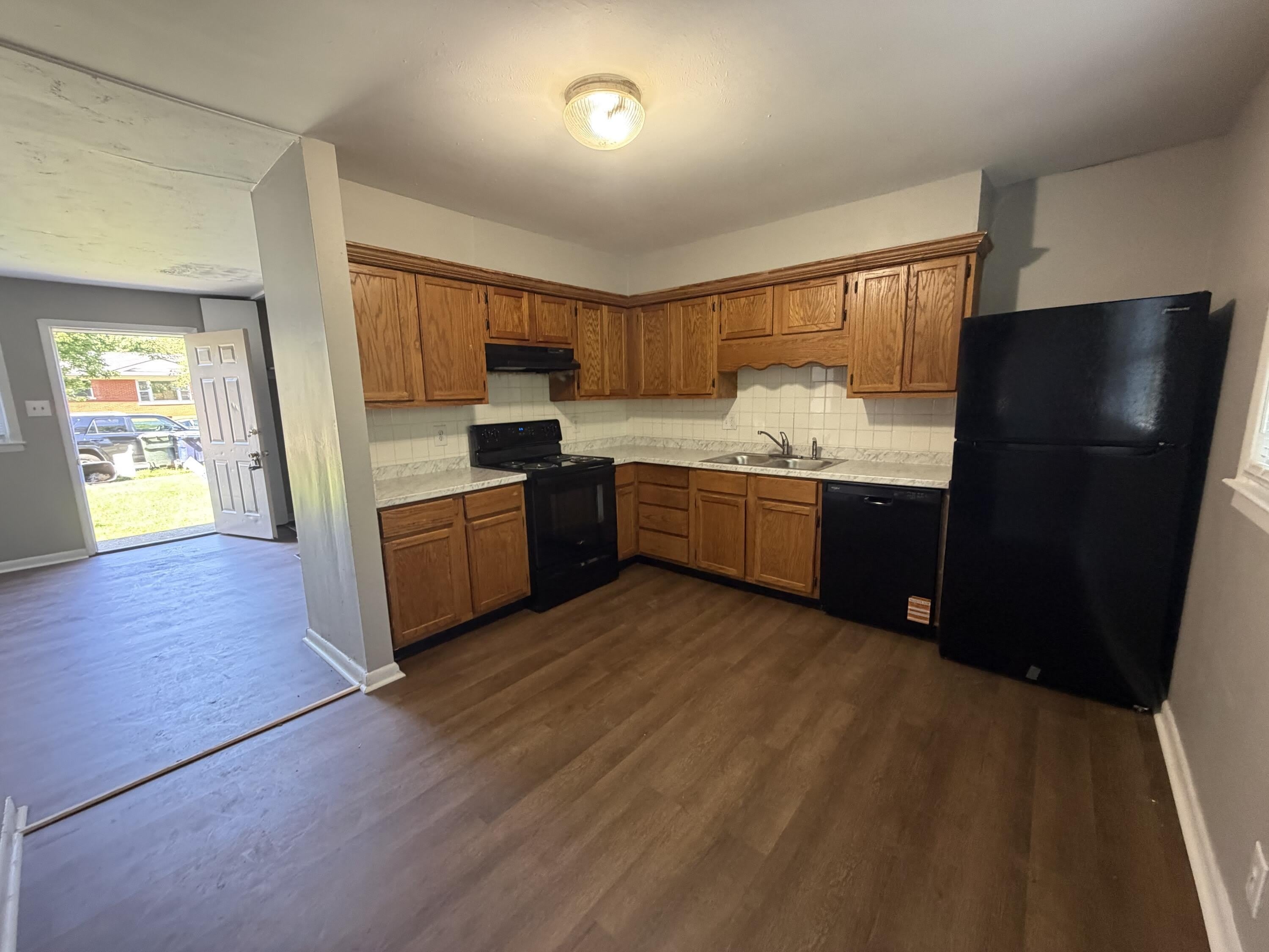1861 Dunkirk Drive – photo 5