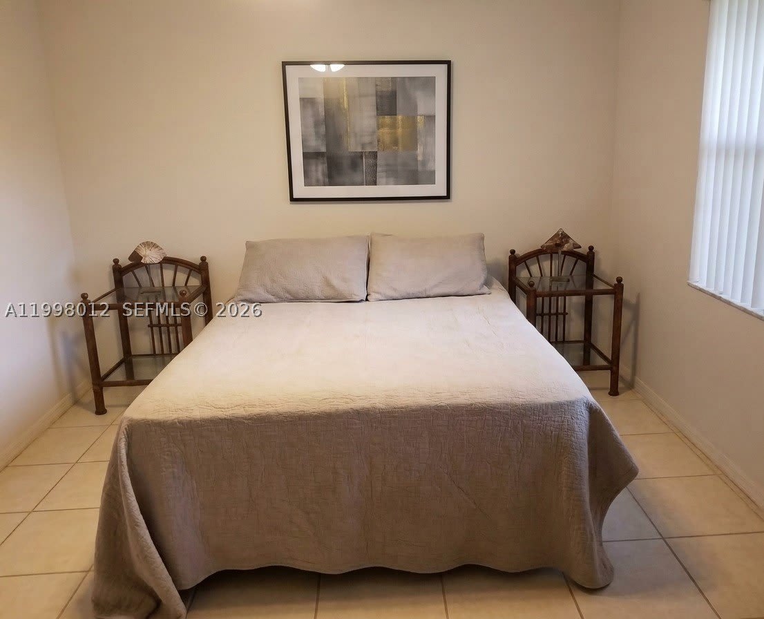 15989 SW 149th Ter – photo 1