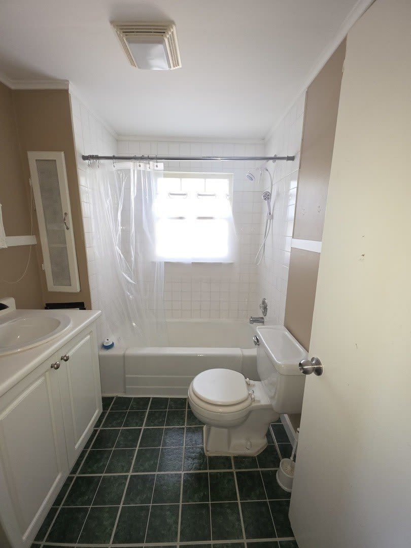 211 Edwards Avenue – photo 5