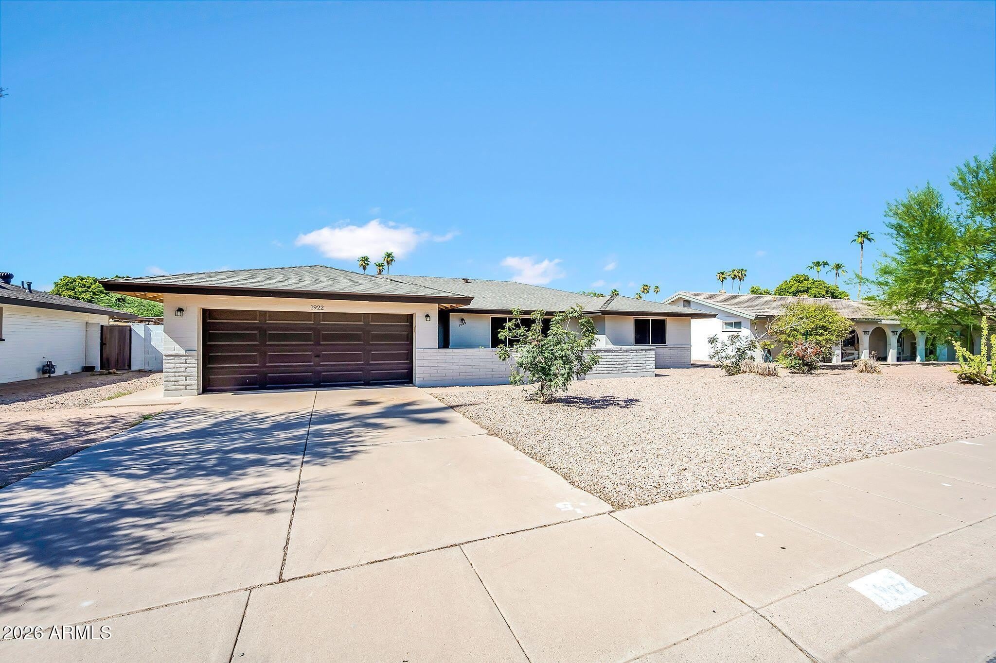 1922 E LAGUNA Drive – photo 1