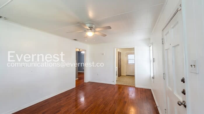 118 Cravens Avenue – photo 5