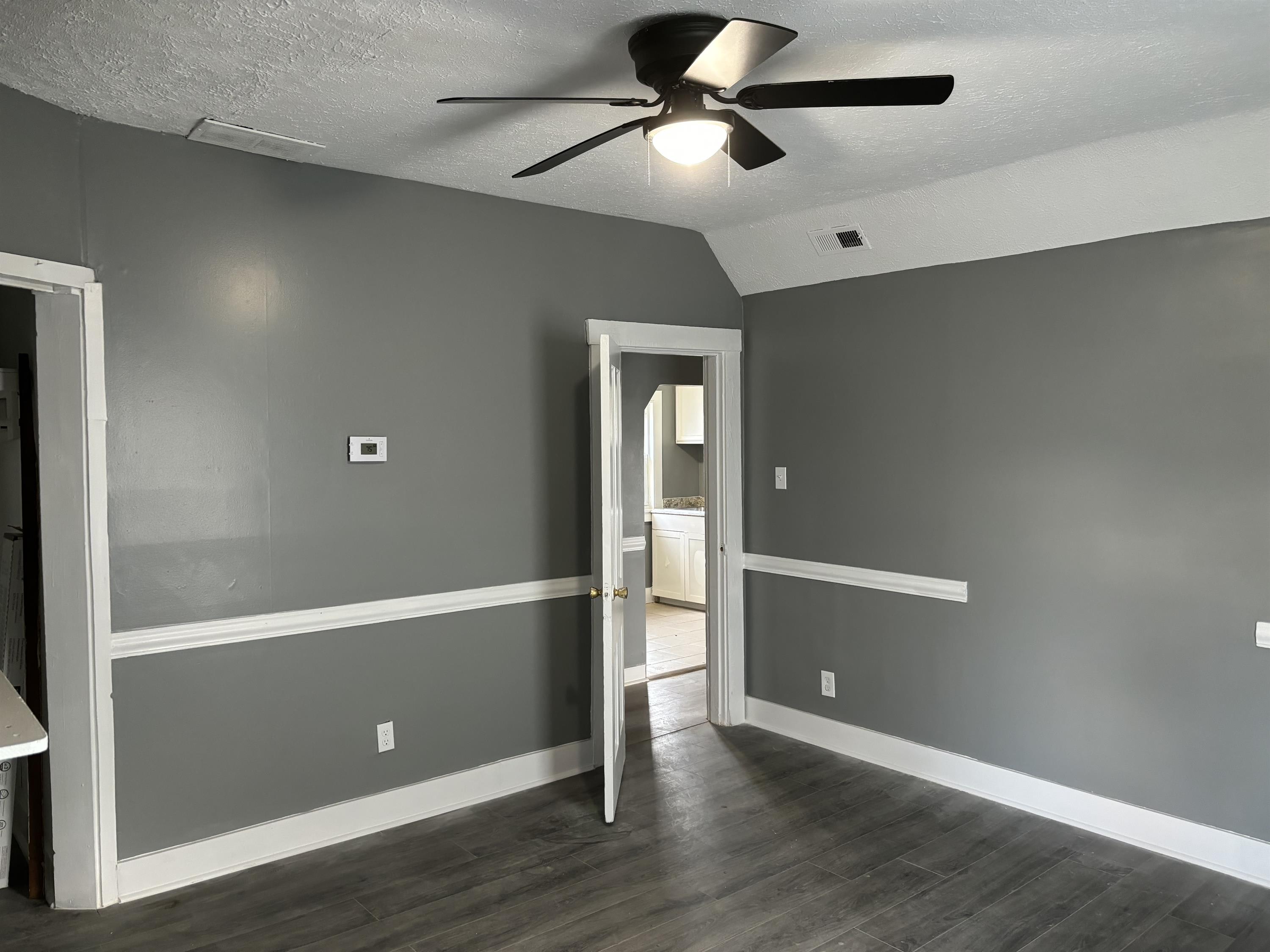 1418 Beech Street – photo 4