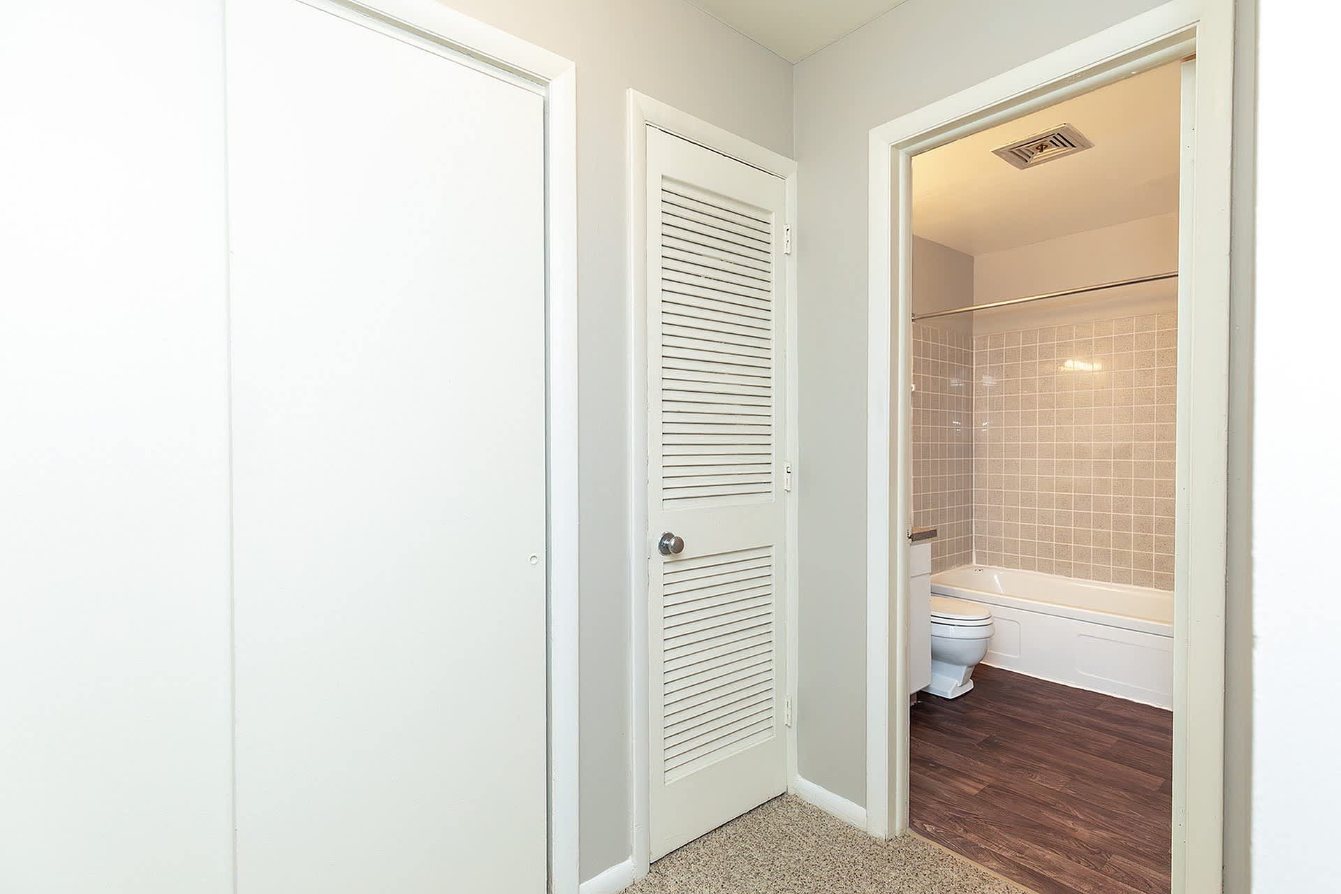 Tivoli Apartments – photo 4