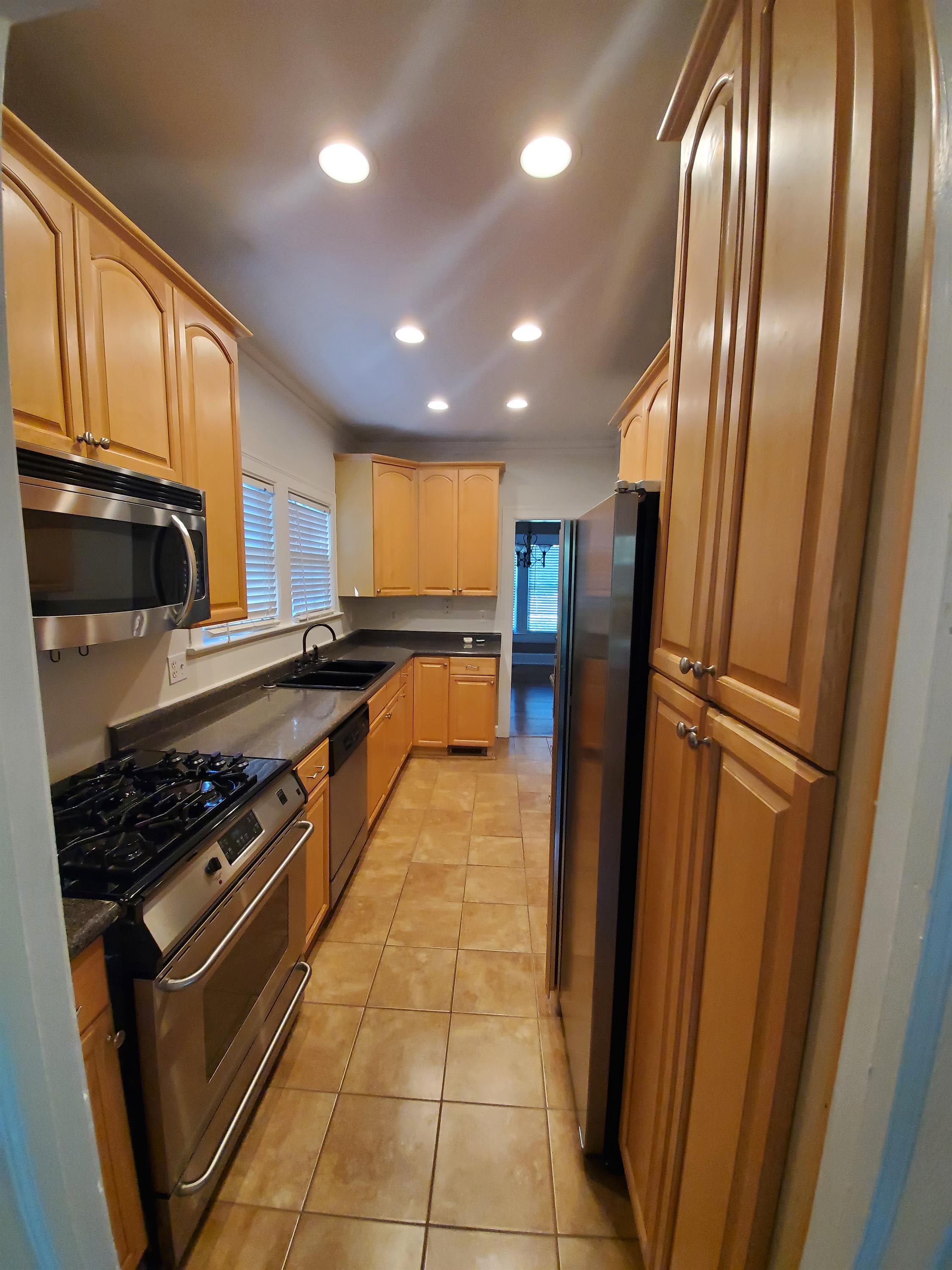 2747 Arbor Ave. SE – photo 5