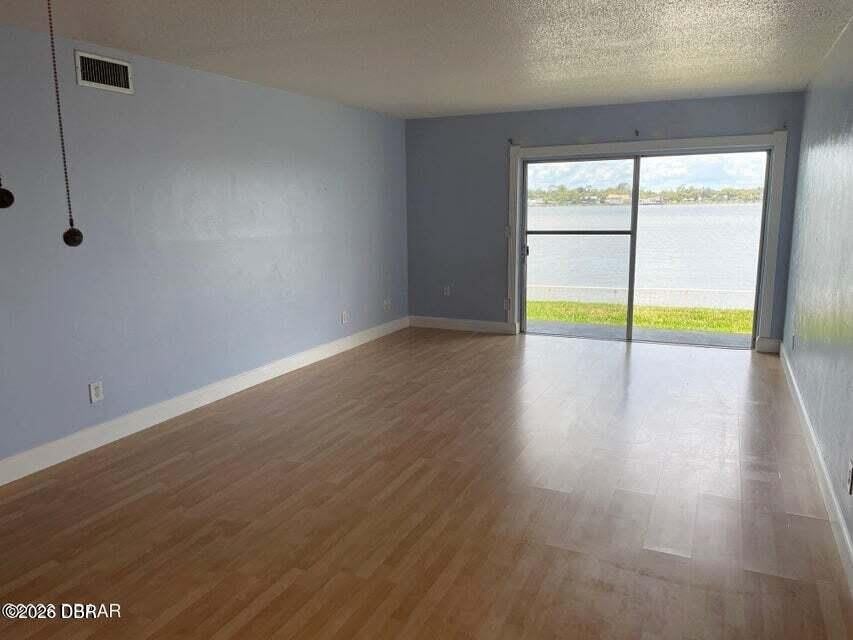 2801 N Halifax Avenue – photo 2
