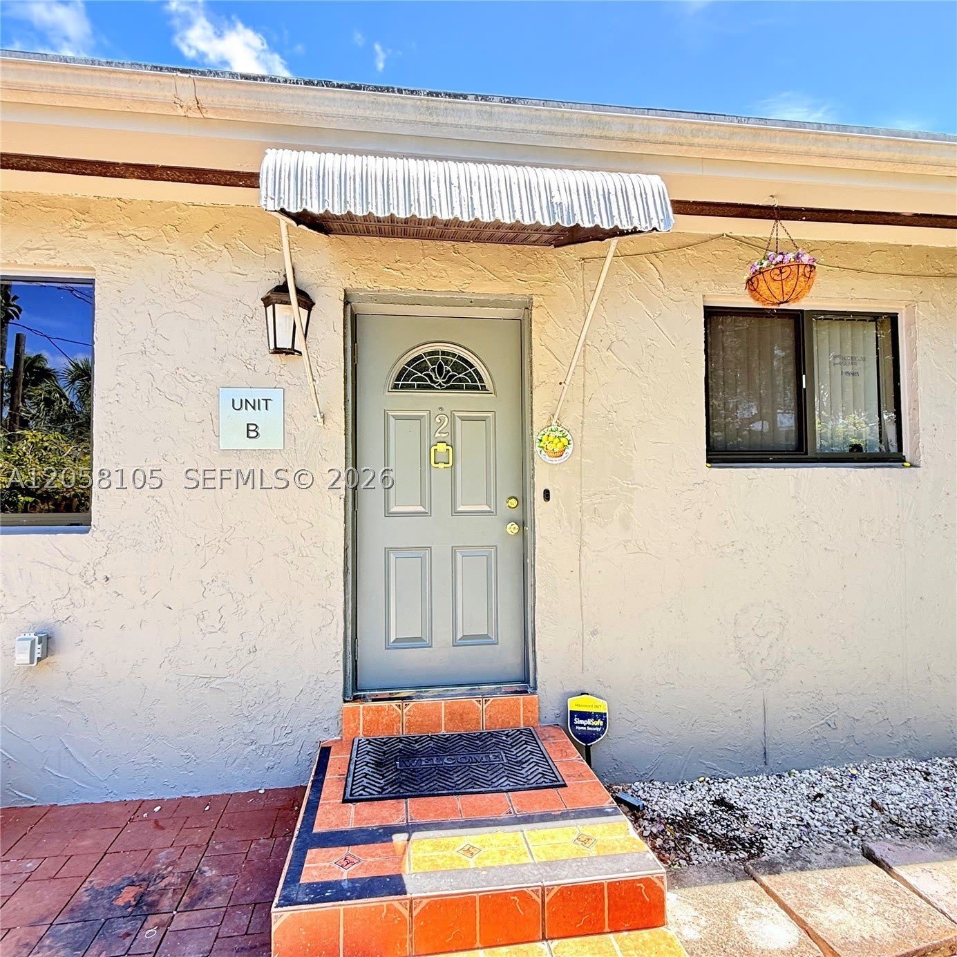737 NE 127th St – photo 3