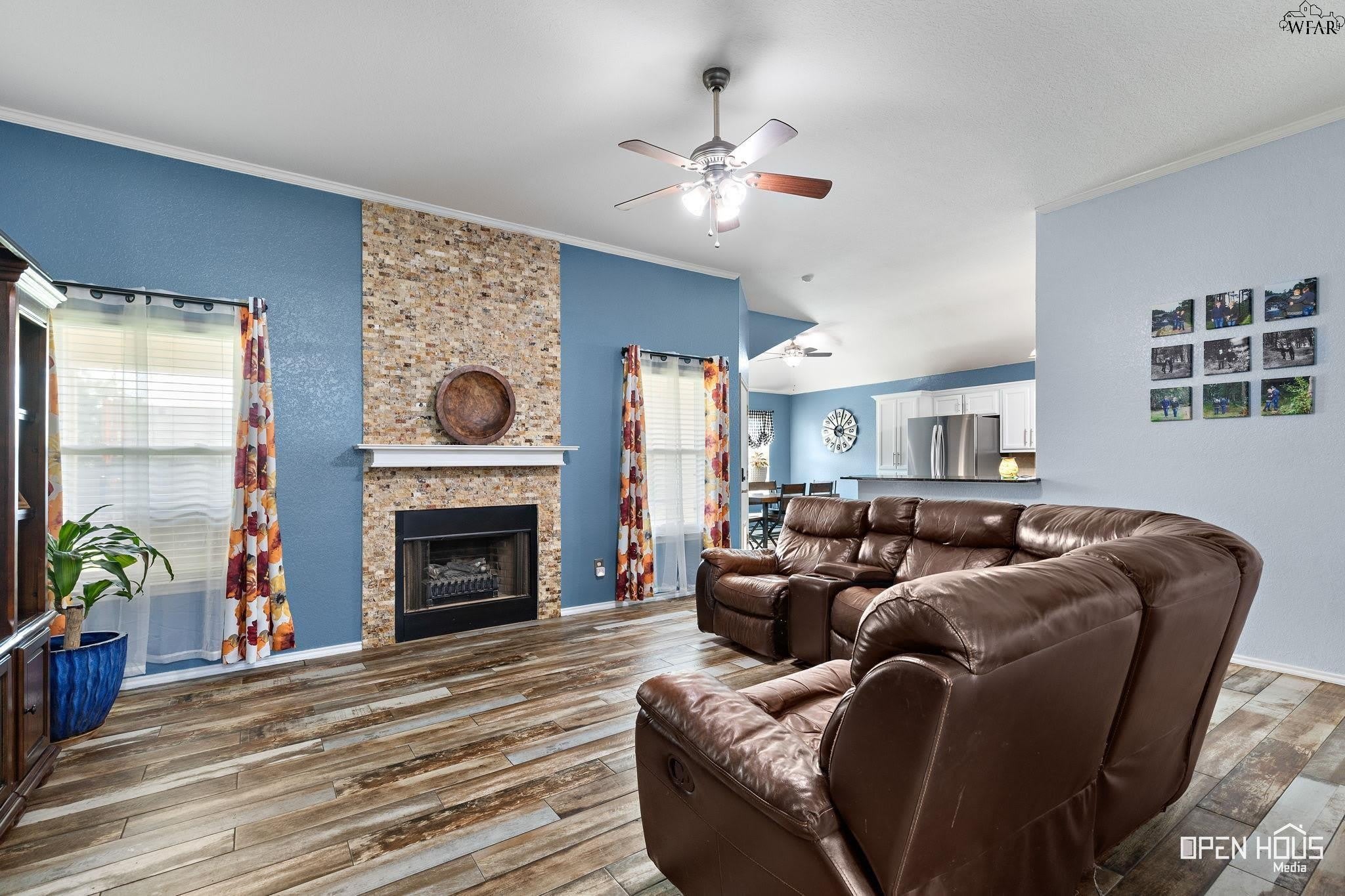 2 EVINGTON COURT – photo 4