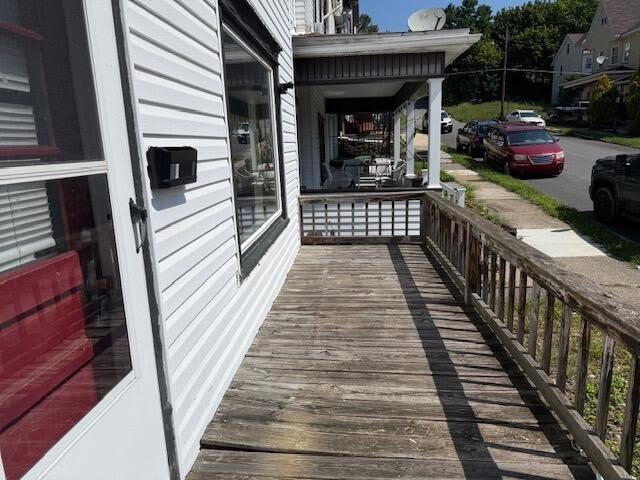 310 Spruce Ave – photo 3