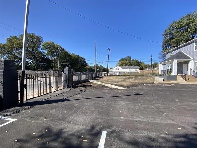 1072 S Barksdale St – photo 2