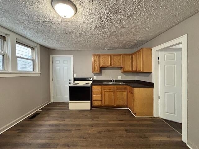 768 N Dawson Avenue – photo 3
