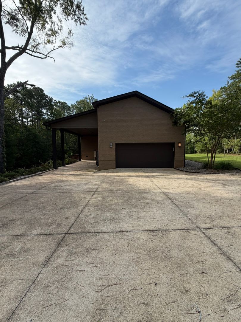 Custom Blythewood Retreat On 4 Acres Modern Design Luxury Finishes – photo 2