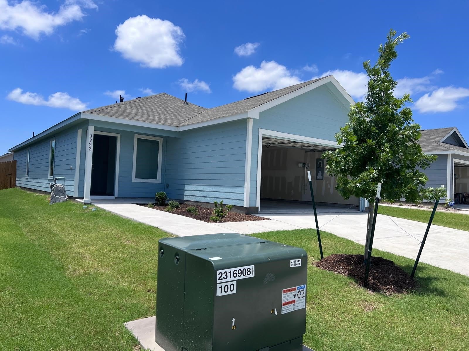 3922 Ontario Way – photo 2