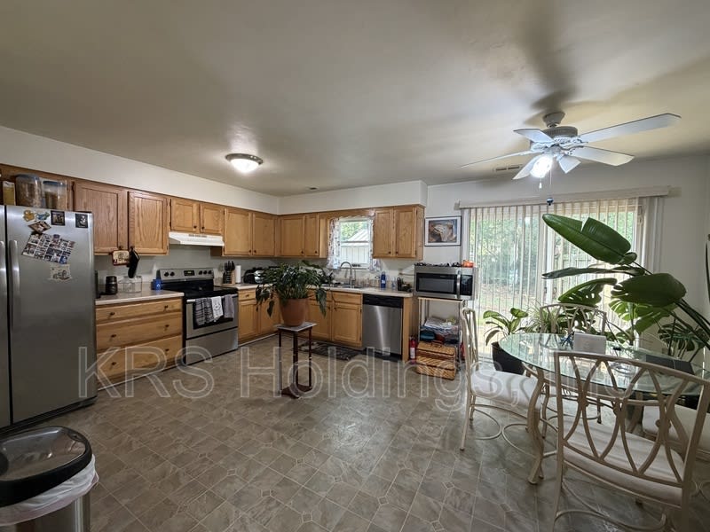 416 Hill Meadow Drive – photo 3