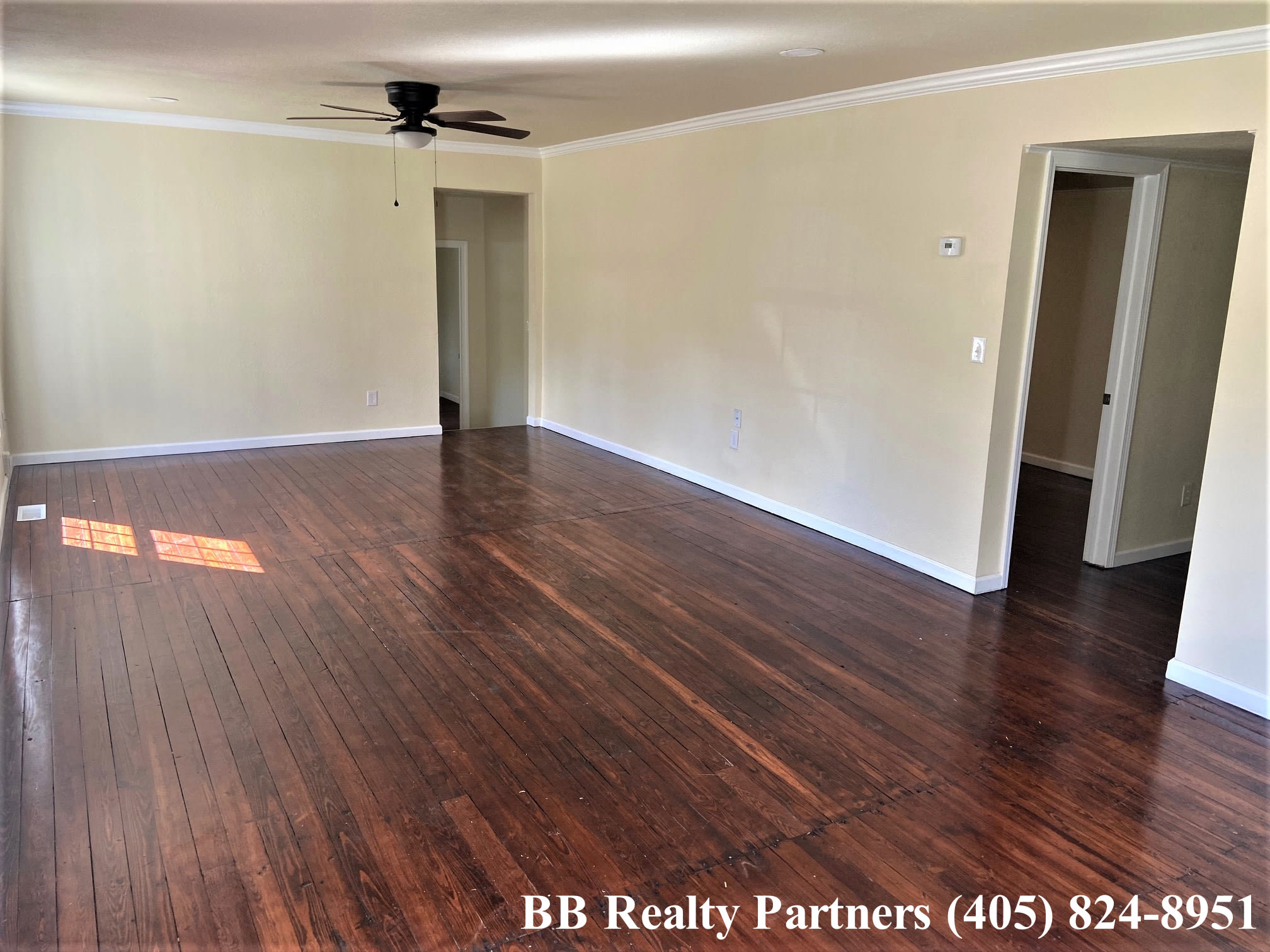 3407 E 38th St – photo 3
