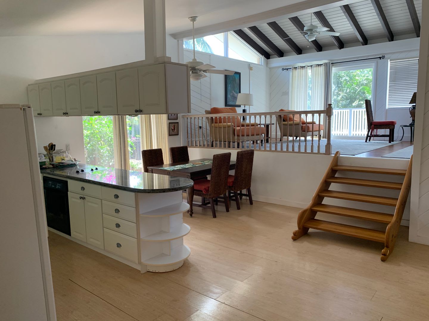 Great Kahana Home- 50 yards to the beach! – photo 3
