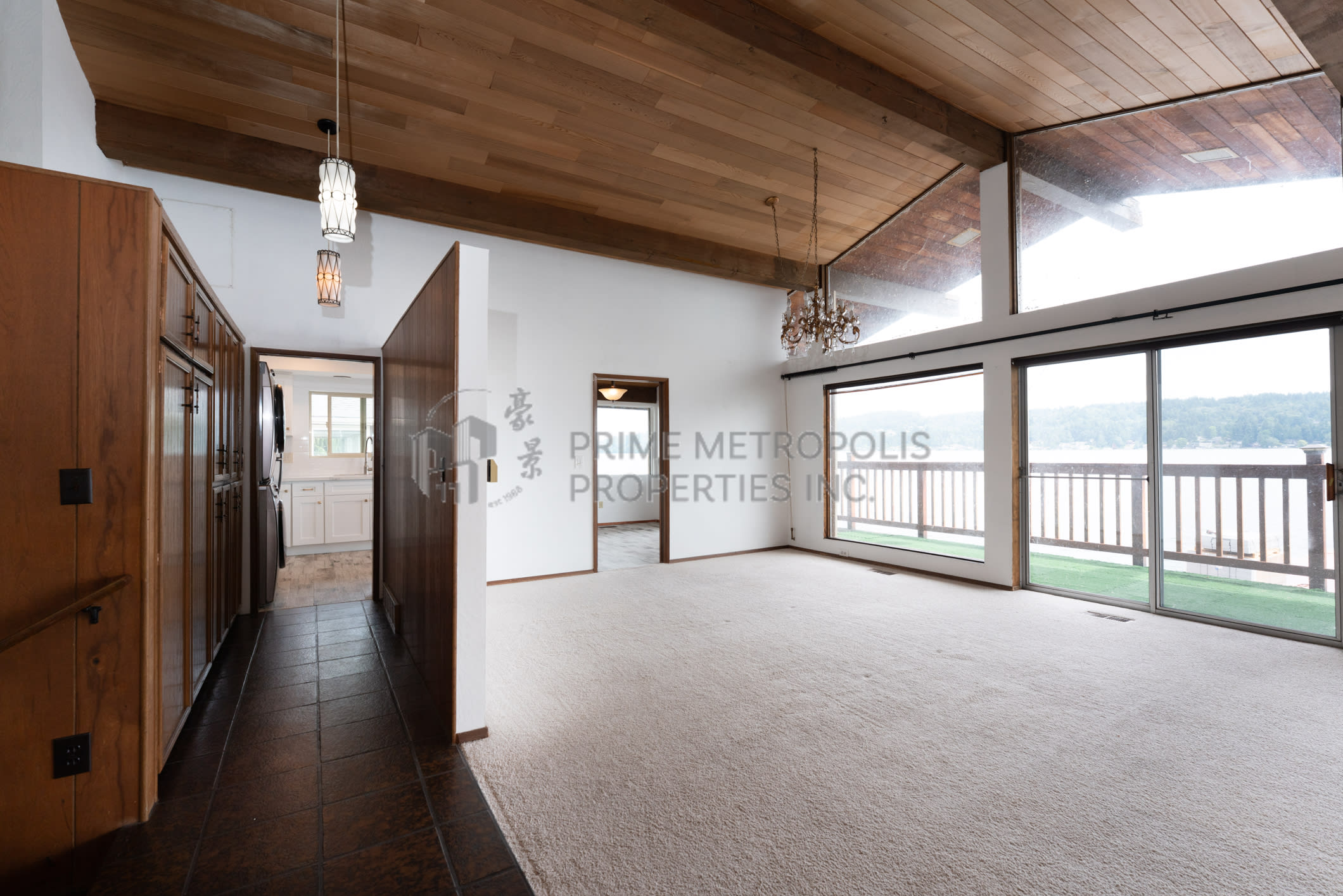 11258 Riviera Place Northeast – photo 4