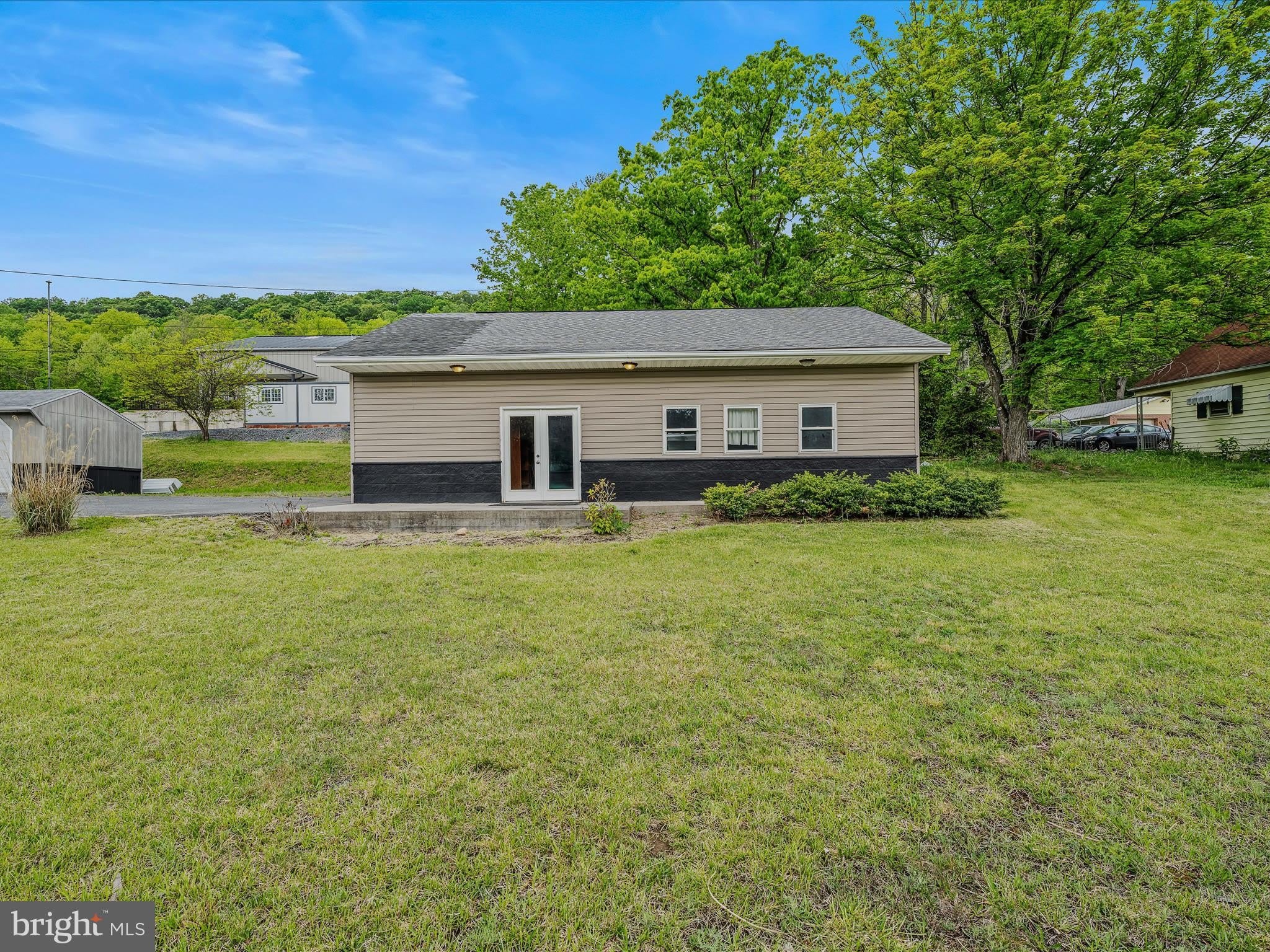 4782 Valley Road – photo 3