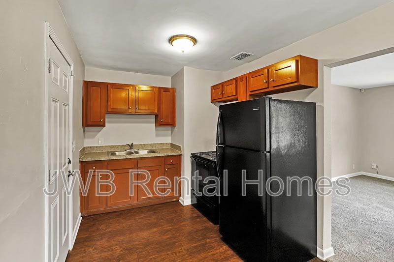6863 West Virginia Ave – photo 2