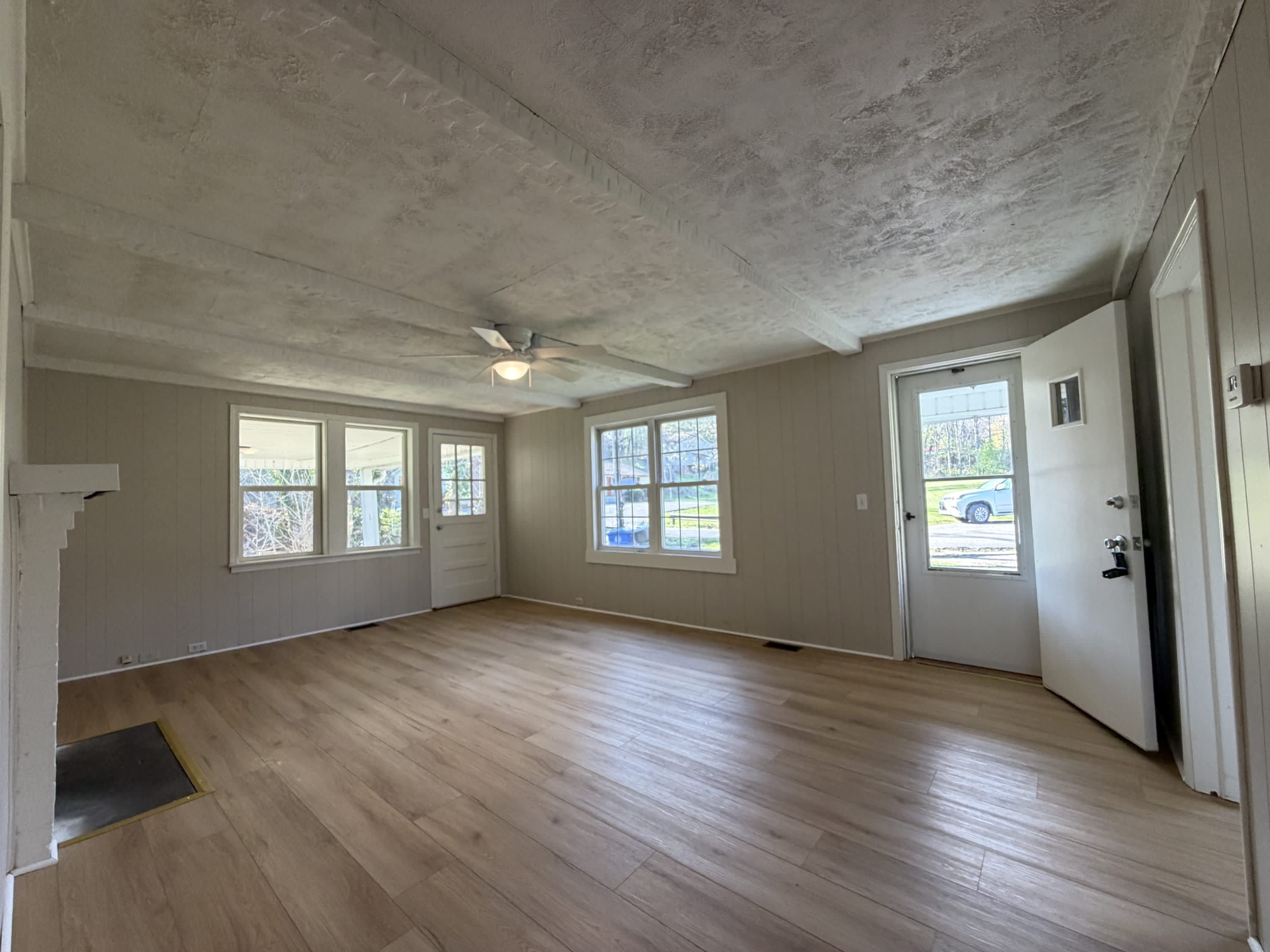 607 C Street – photo 4