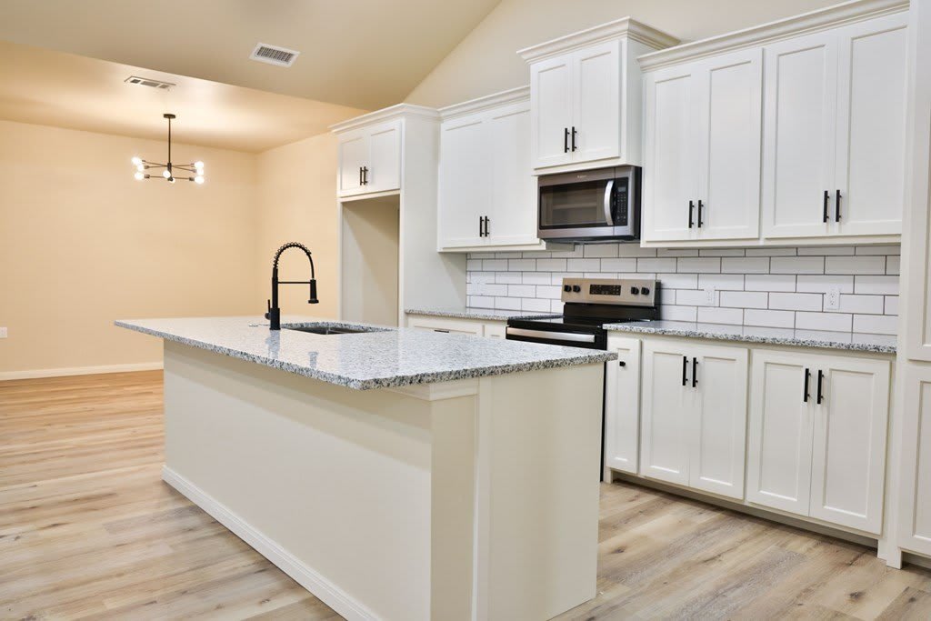 2109 Bryant St – photo 3