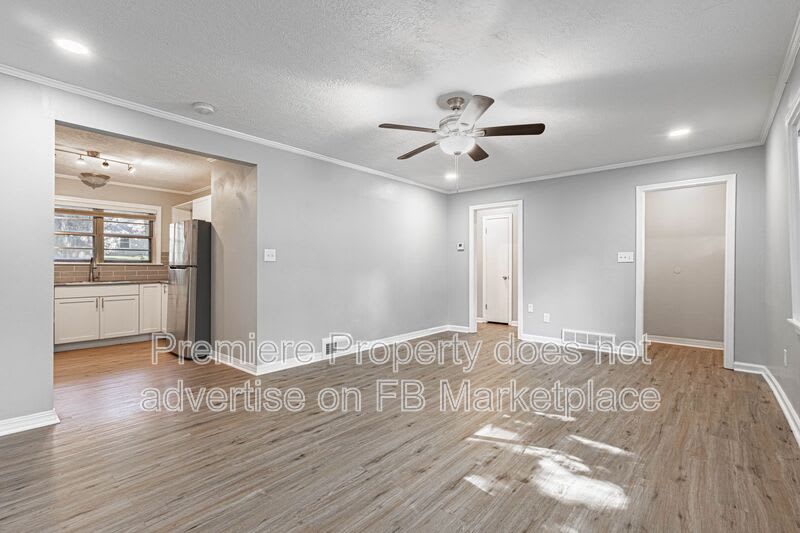 2320 W 76th Street – photo 3