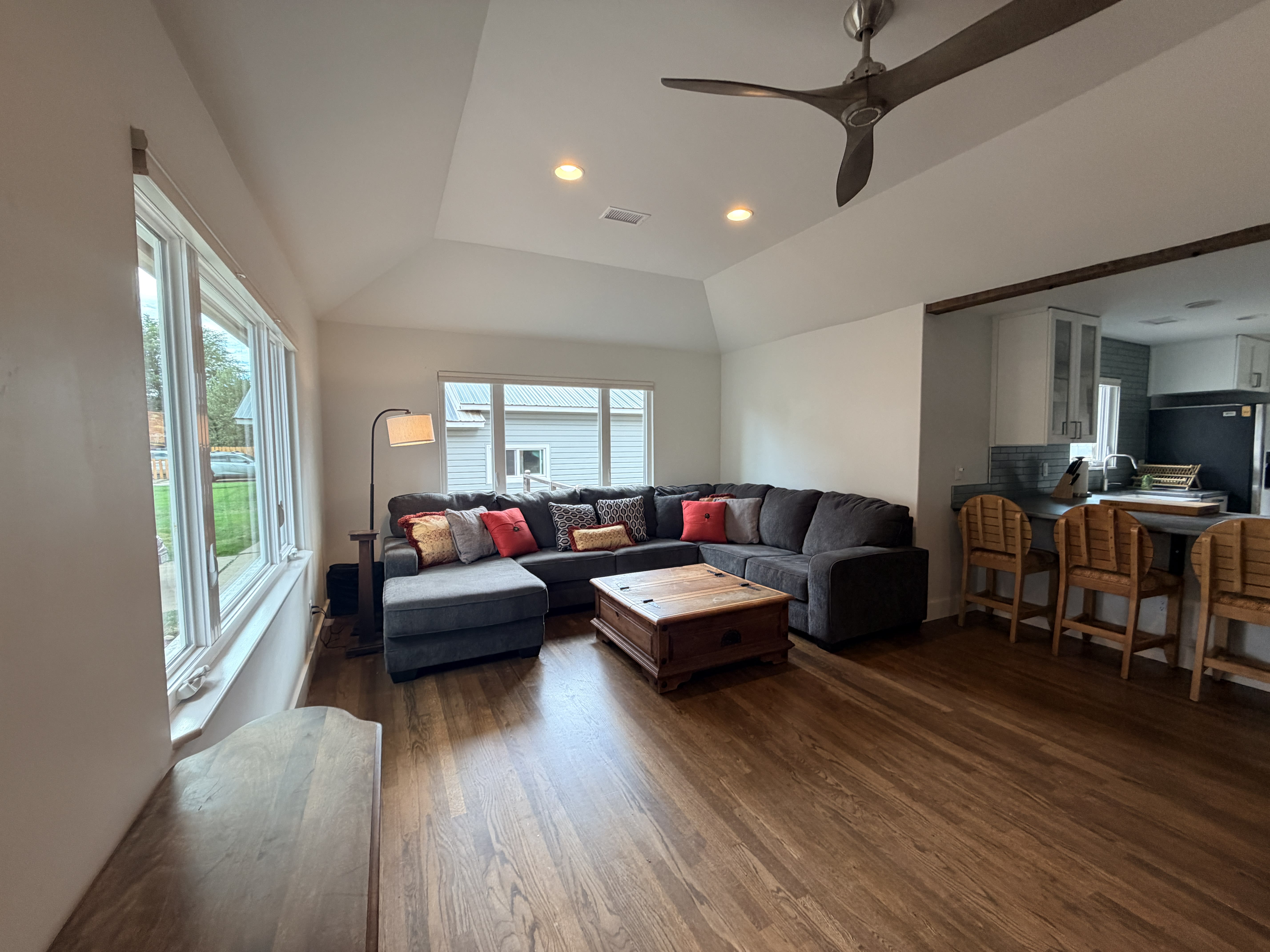 2635 West 2nd Avenue – photo 3