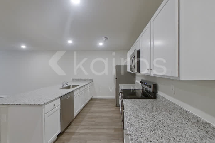371 Ironwood Court – photo 5