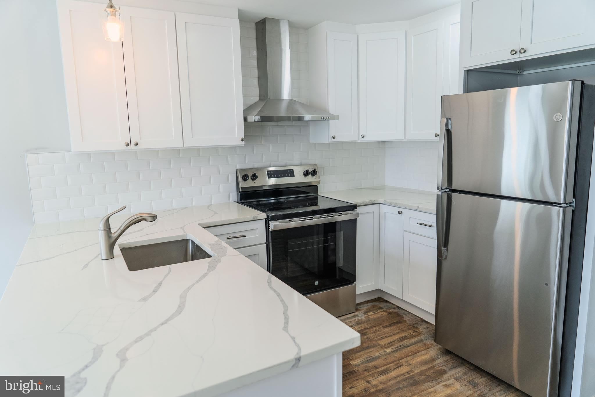 520 EAST Avenue – photo 3