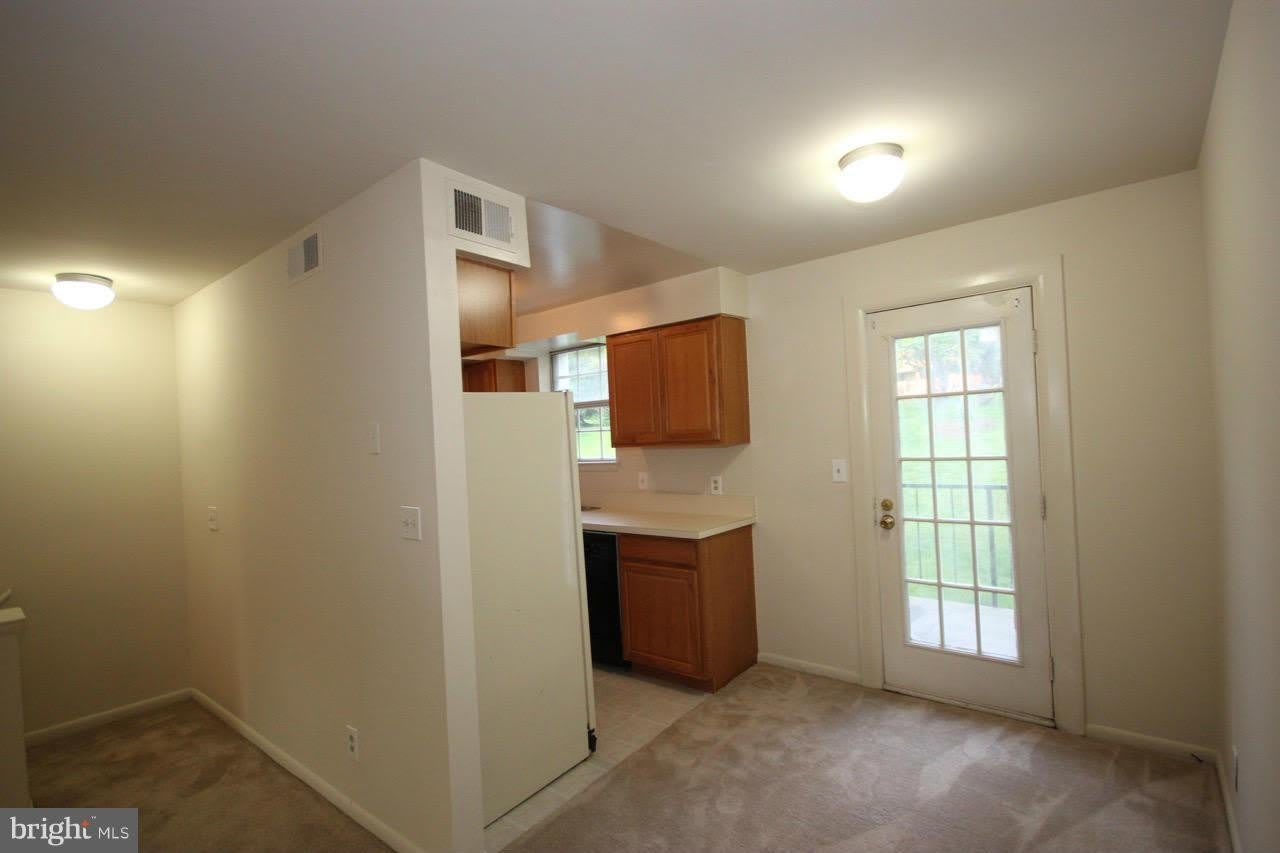 2832 WAKEFIELD Street S – photo 4