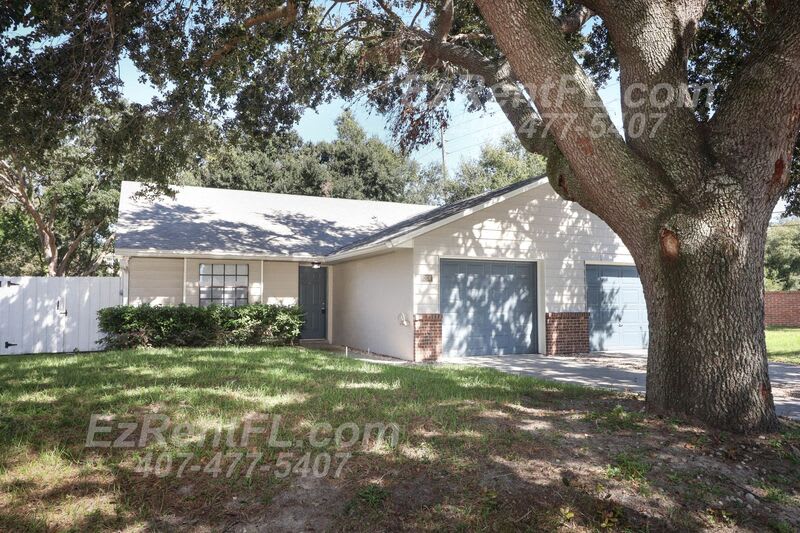 5249 Champagne Circle – photo 2