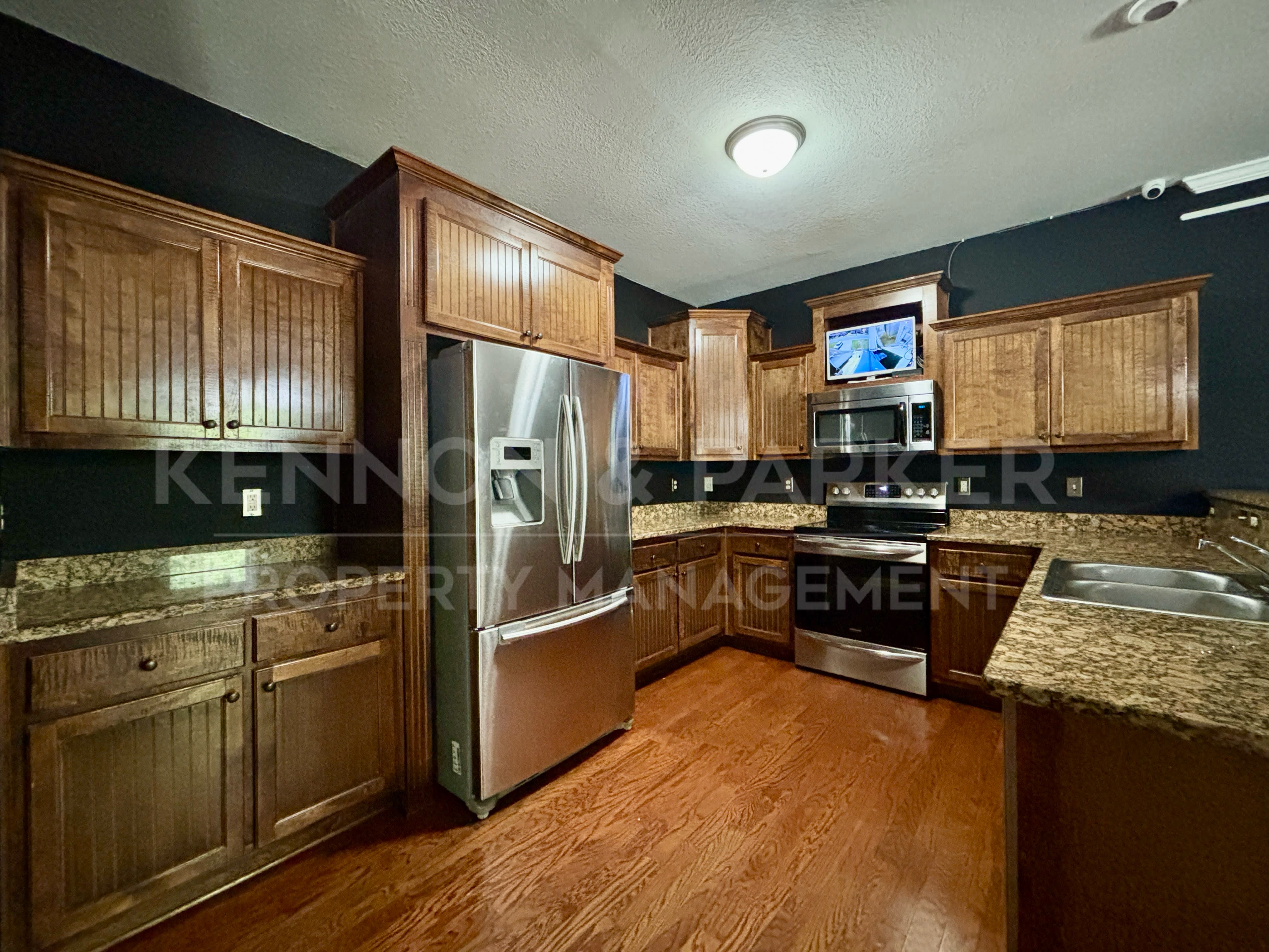 1910 Westminster Dr – photo 4