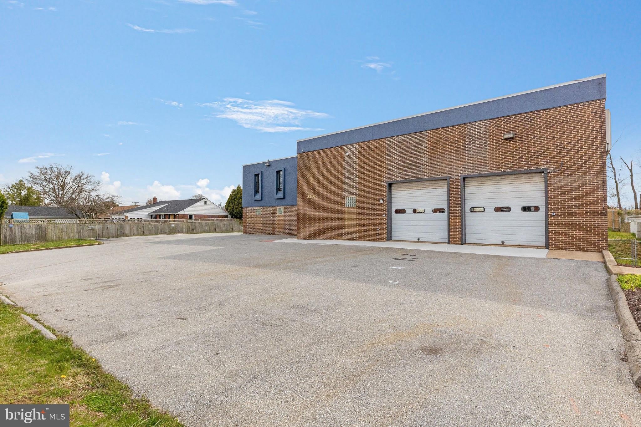 2207 SAINT JAMES CHURCH Road – photo 2