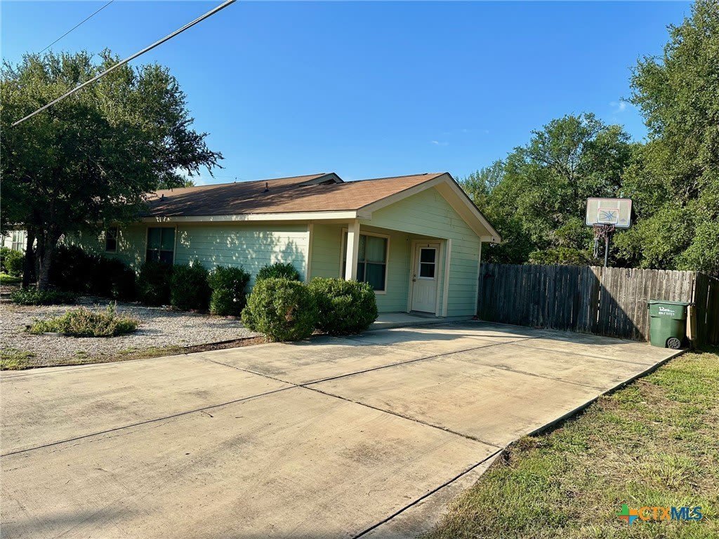 1400 Clyde Street – photo 1