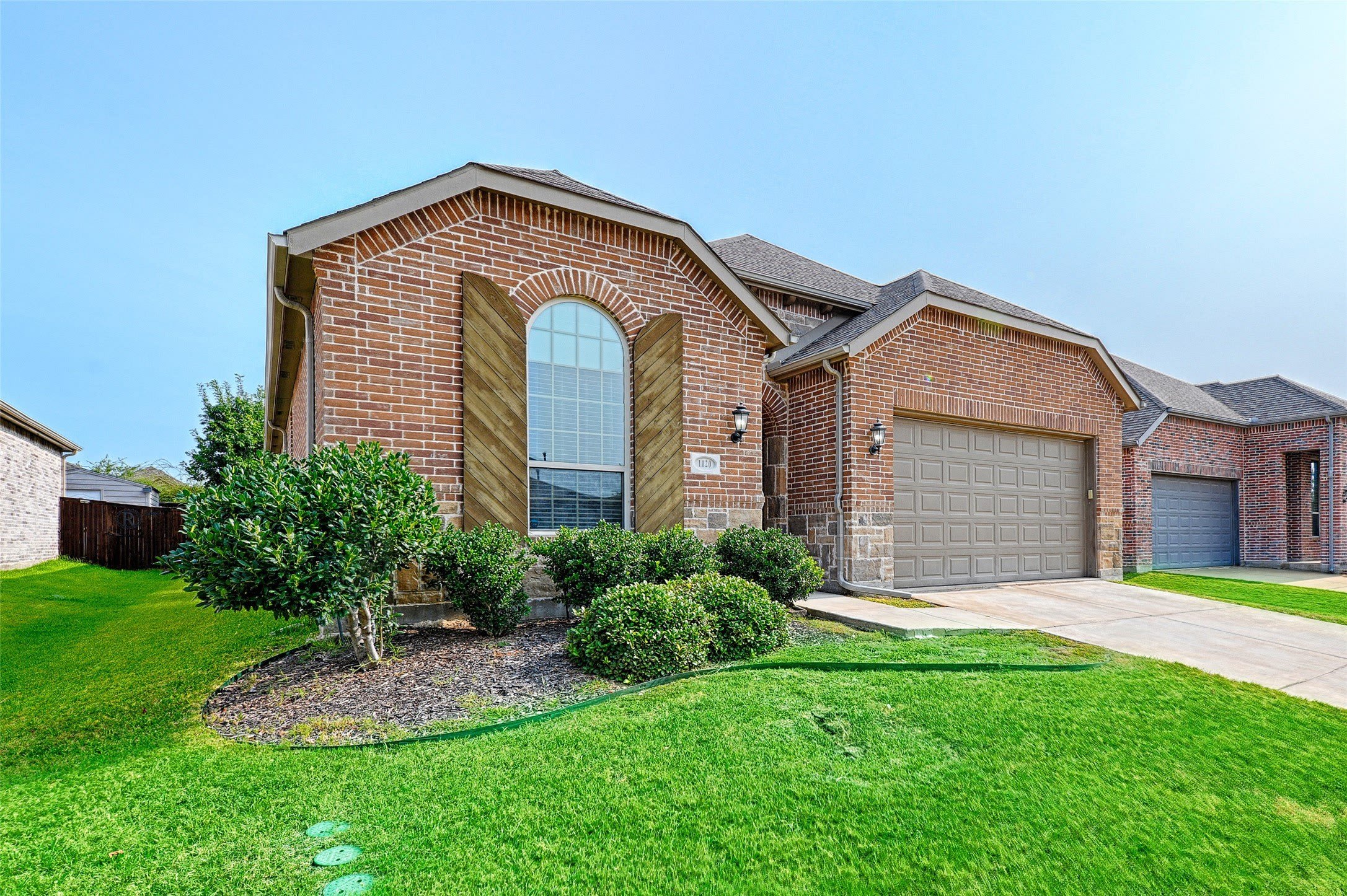 1120 Sheldon Drive – photo 3
