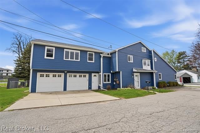 2299 Kingston Street – photo 3