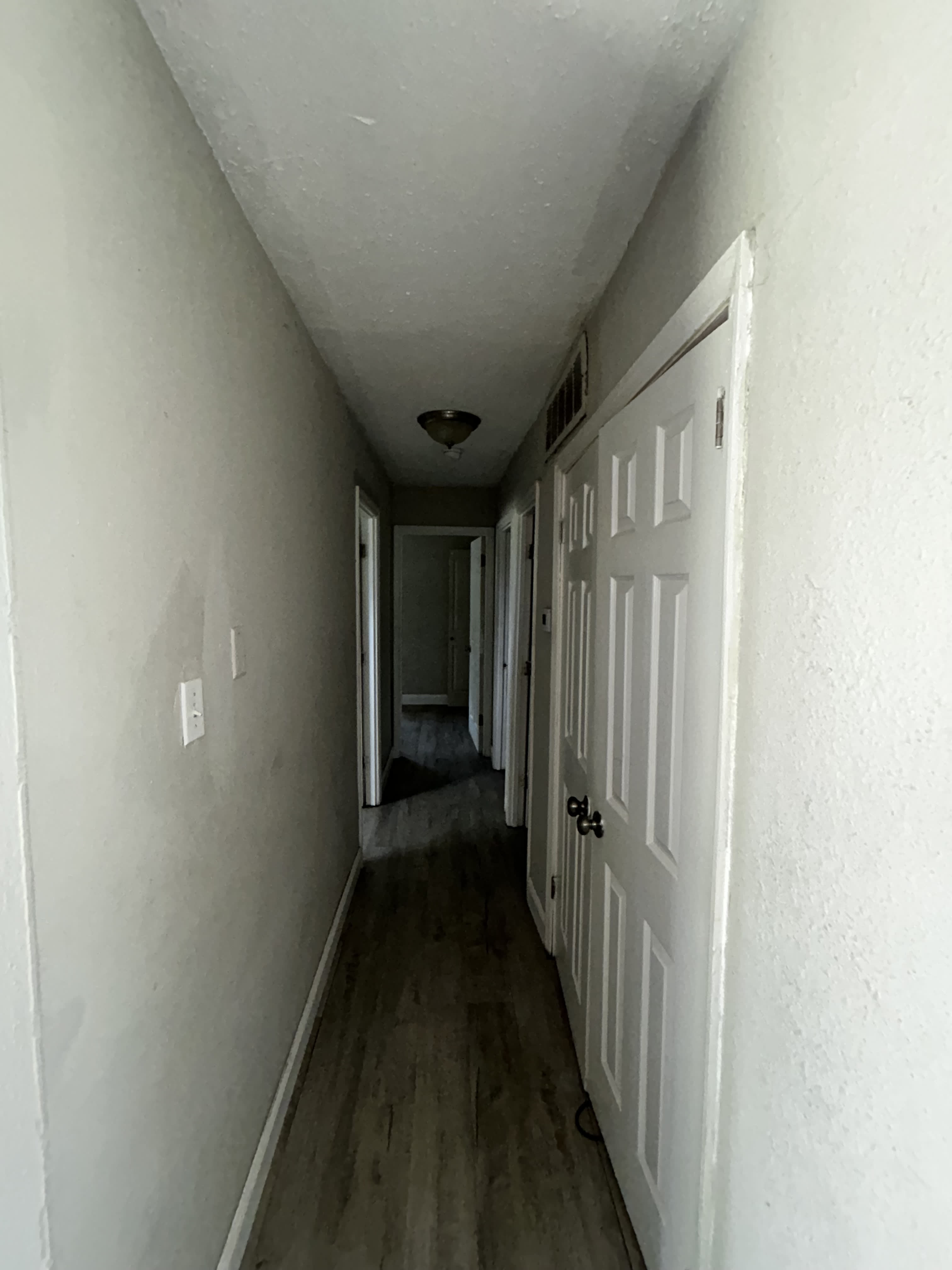 1707 Andrews Dr – photo 4