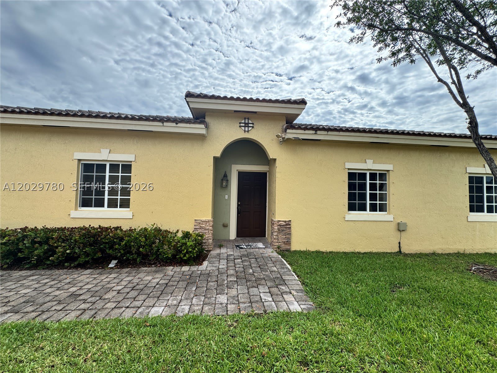 3384 NE 11th Dr – photo 3