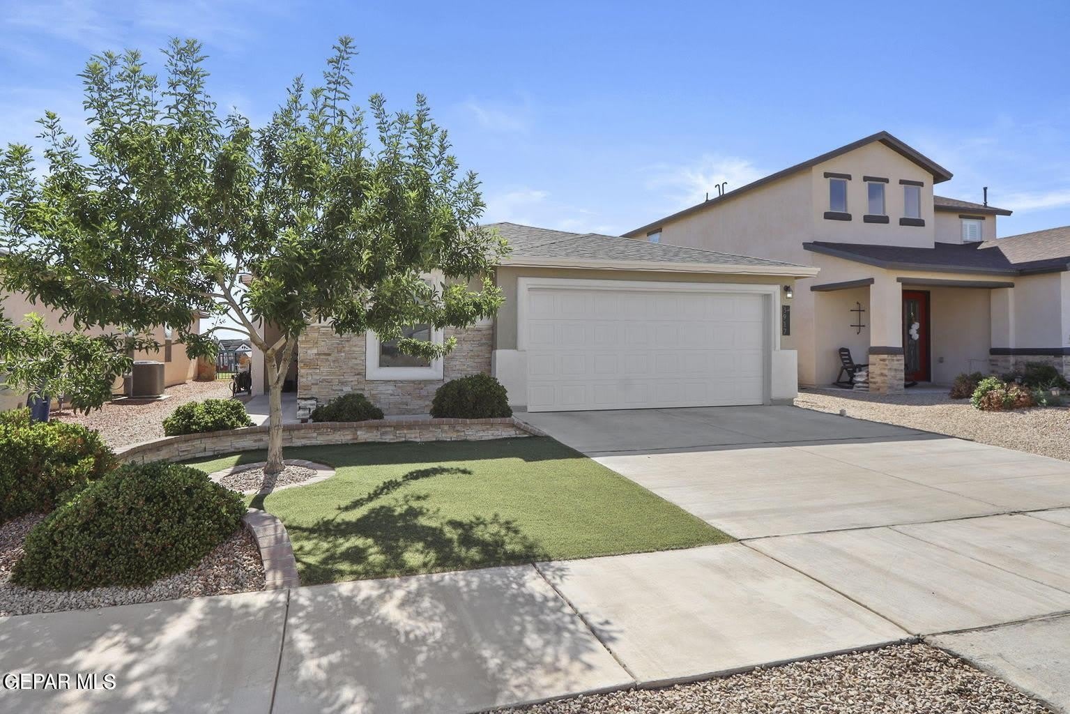 3917 Desert Dunes Drive – photo 4