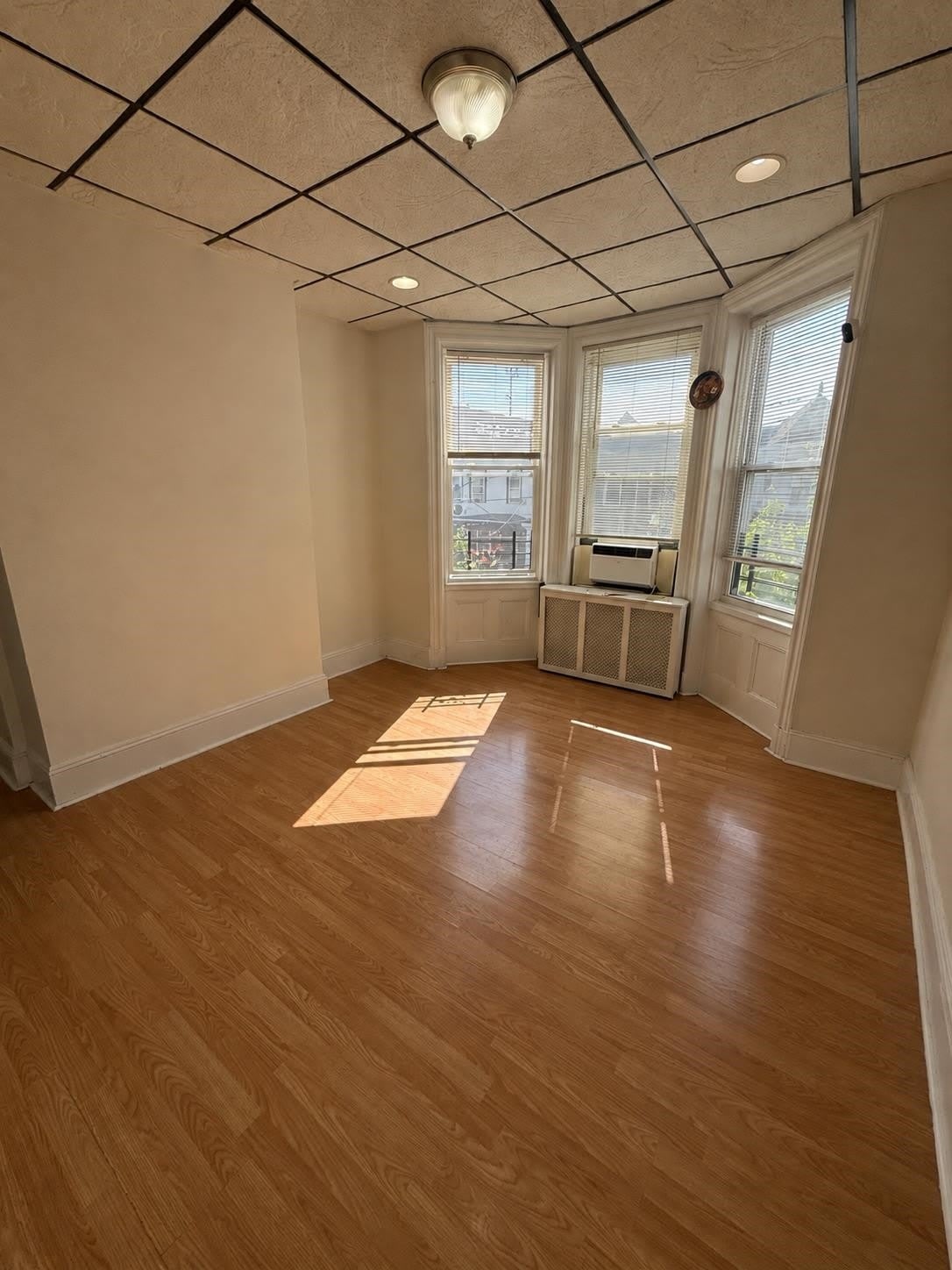 2305 KERRIGAN AVE – photo 5