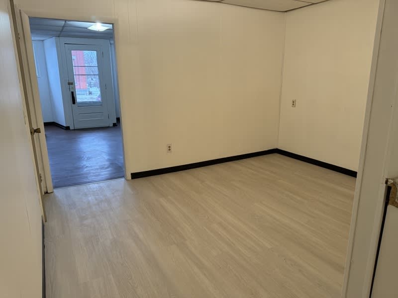 8 East Church Street – photo 3