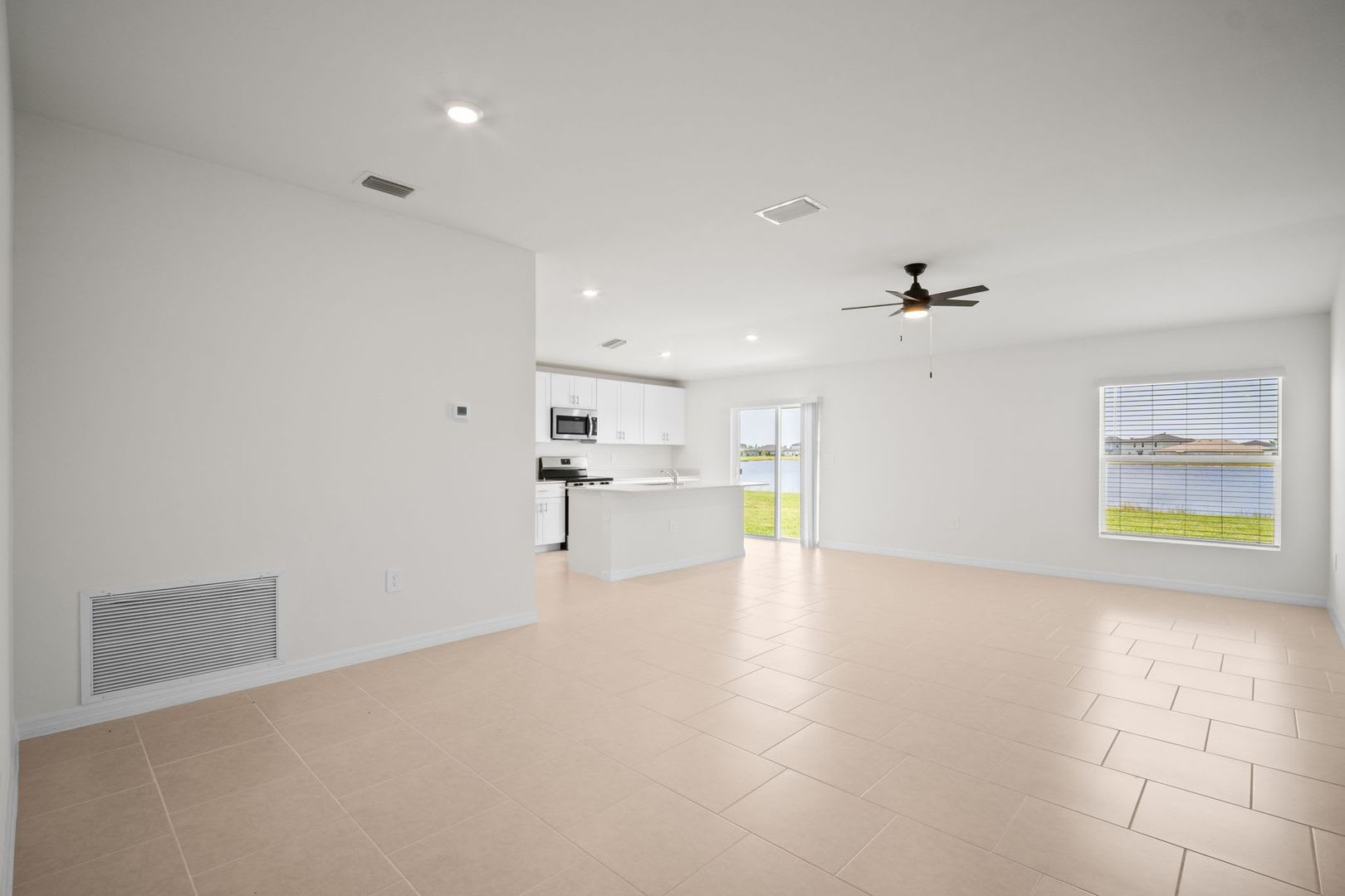 New construction 3 beds 2 baths home in Crane landing – photo 5