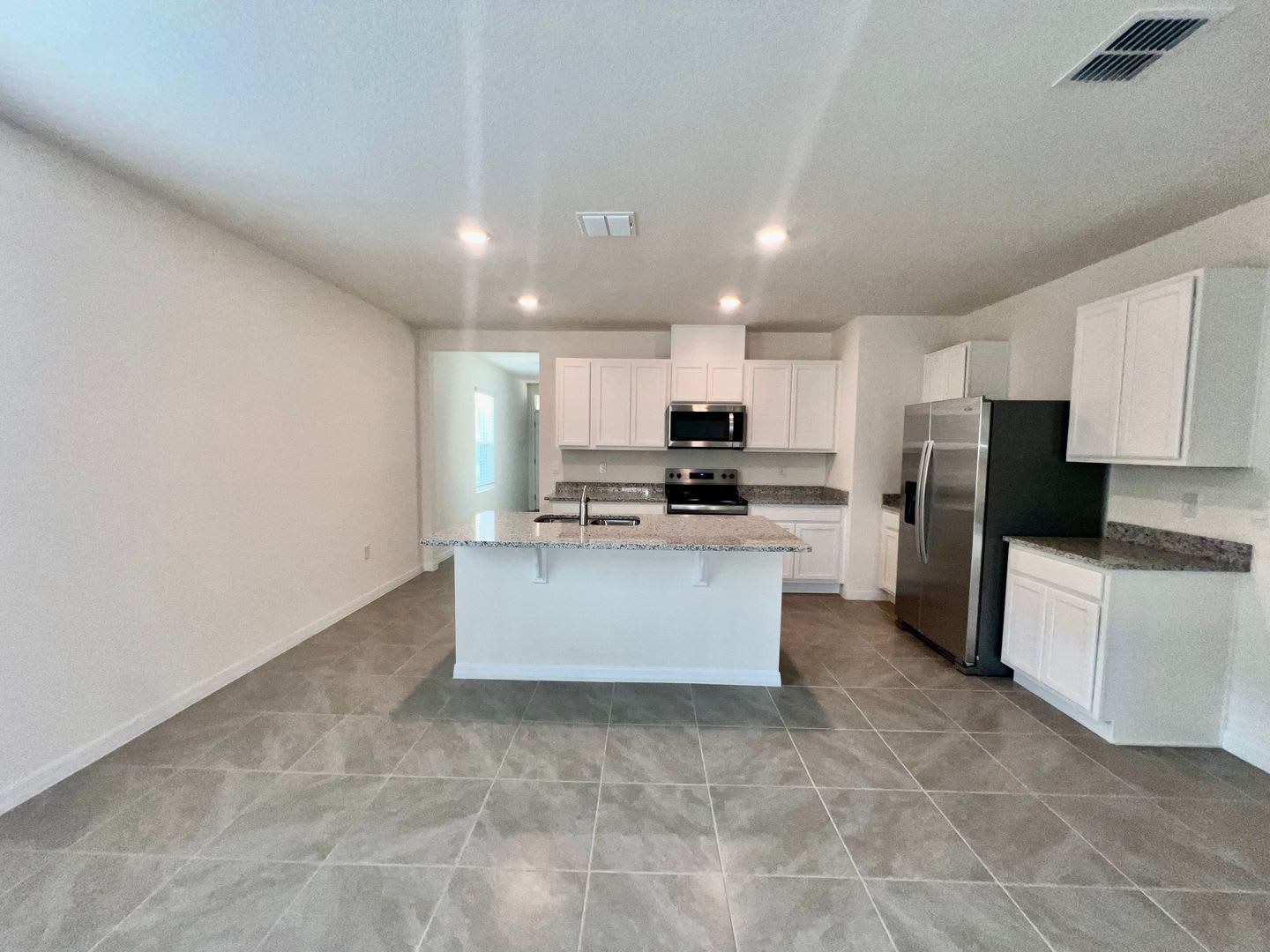***Limited-Time Leasing Offer*** 3/2 Single Family Home in Harmony West For Rent! – photo 4