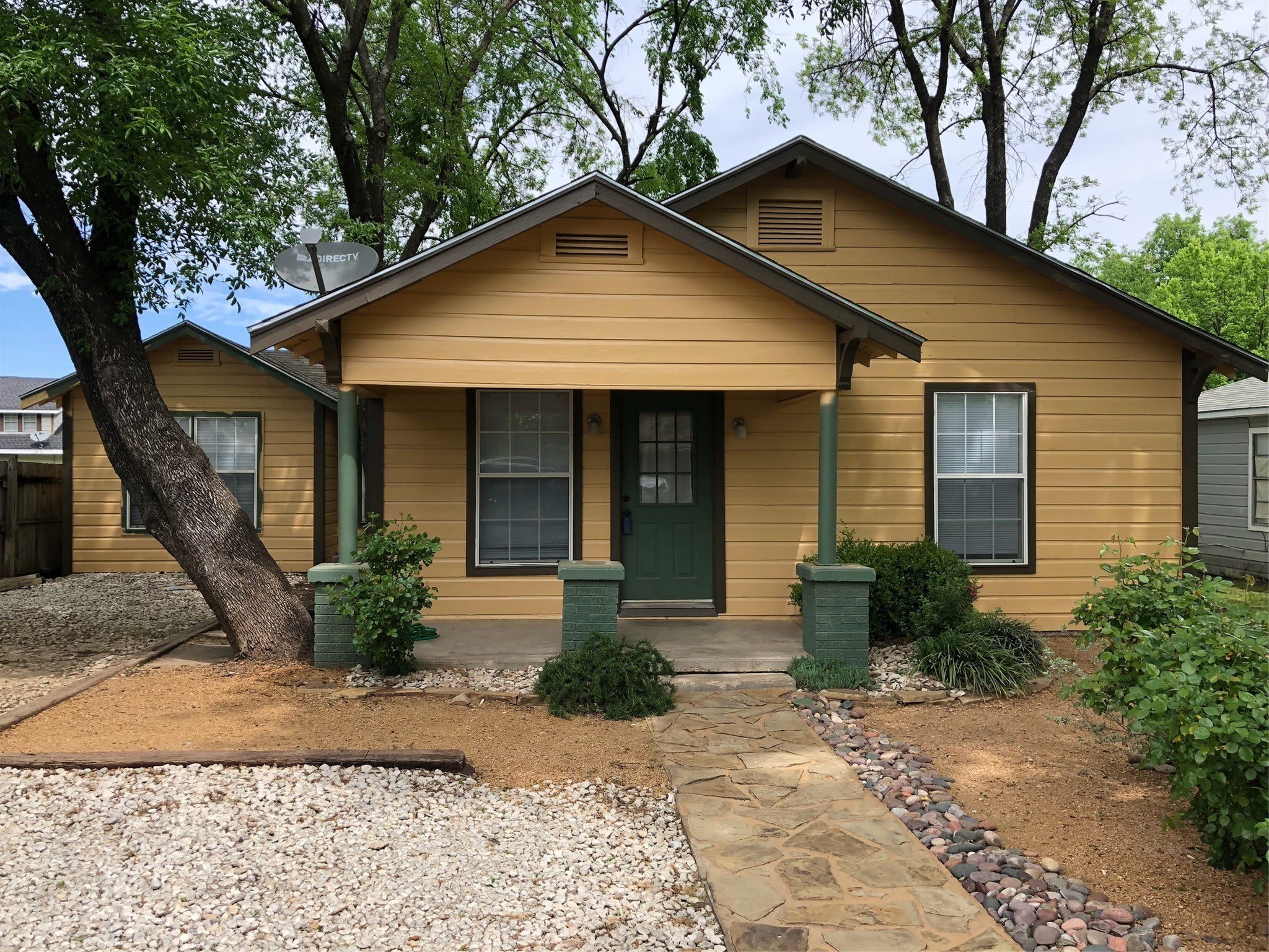 403 Marshall Street – photo 1