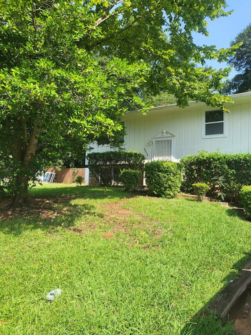 Desirable Home in Decatur – photo 1