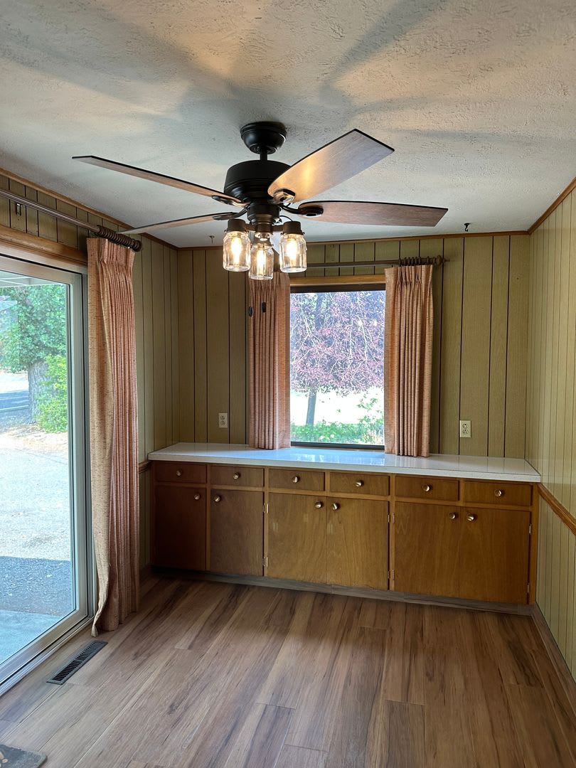 Charming South Bend Home full of Character! RV Parking! – photo 5