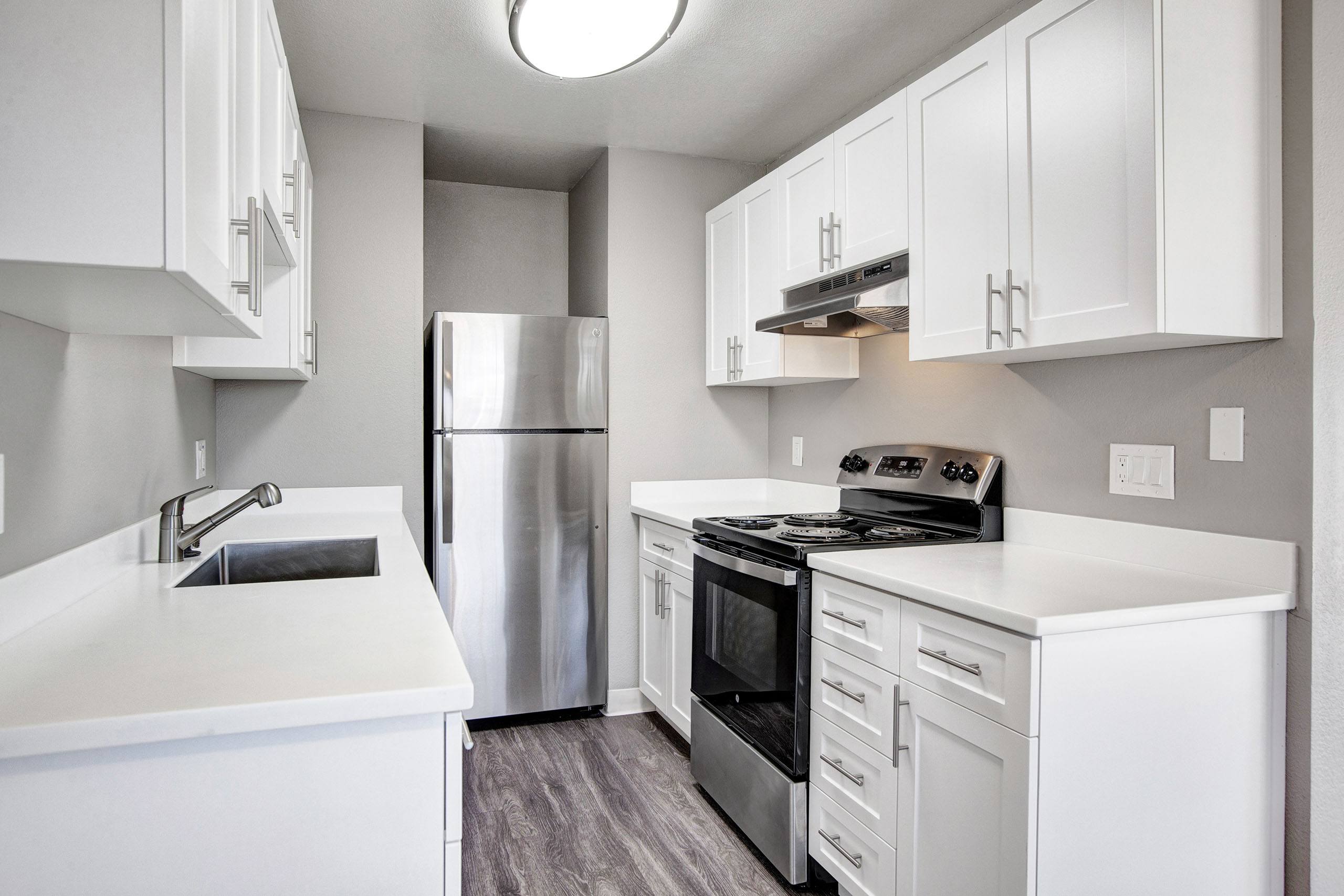 The Henley Apartment Homes – photo 2