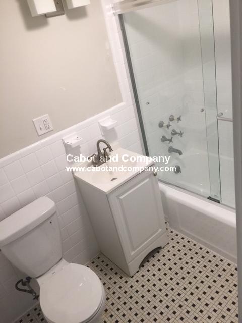 81 Mt Vernon St – photo 4
