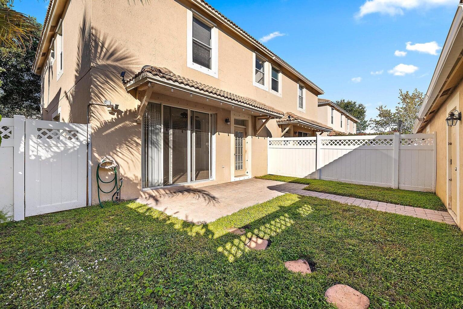8050 Murano Circle – photo 2